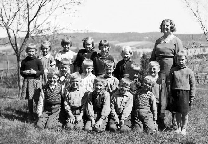 Glada barn i Hensbyn