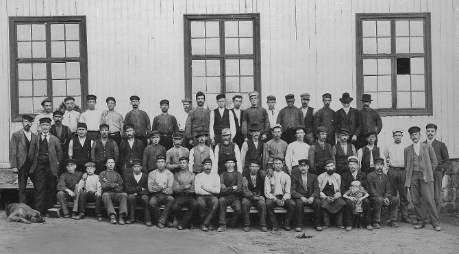 Arbetare vid bruket 1901