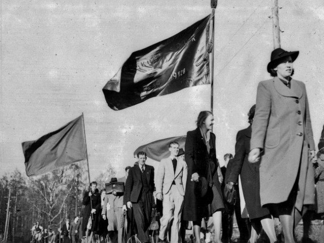 1:a Maj 1942